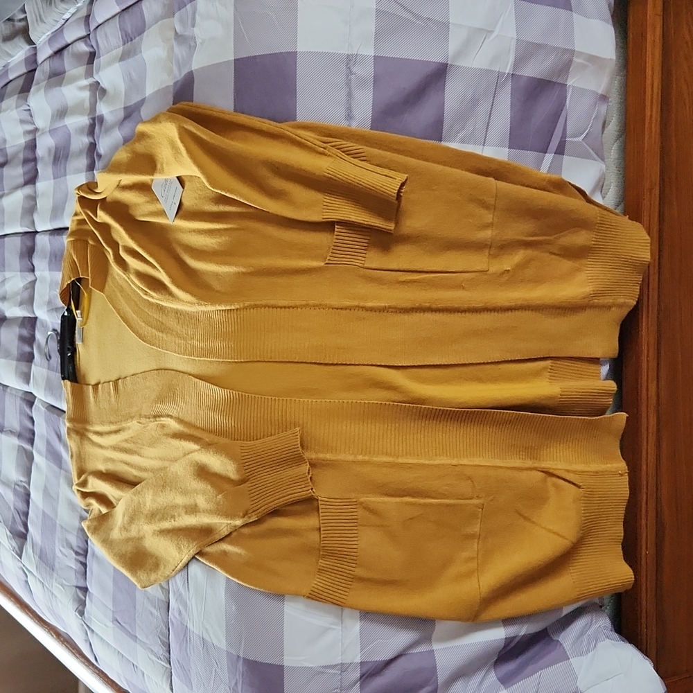 Long cardigan sweater - Picture 1 of 5